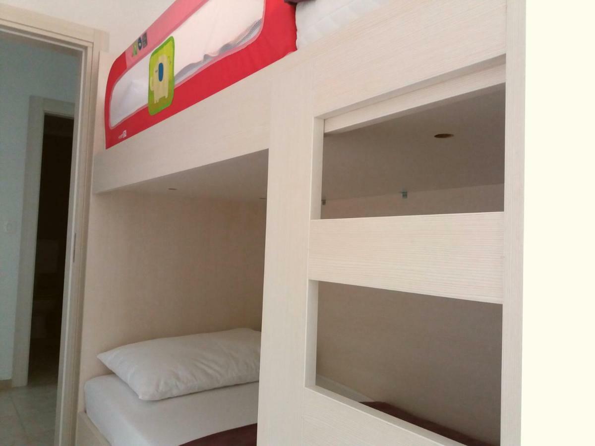 Apartments Mestrovic Lopar Exterior foto