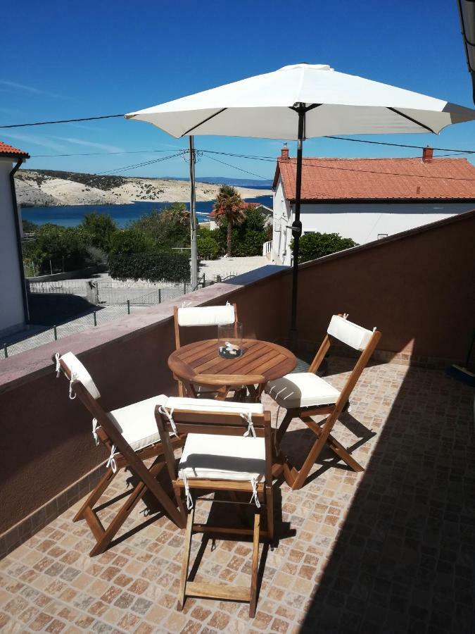Apartments Mestrovic Lopar Exterior foto